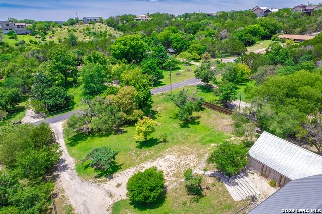 333 Secret Valley Dr Kerrville, TX 78028