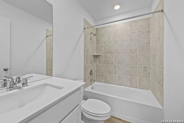 16068 Mahogany Way Elmendorf, TX 78112