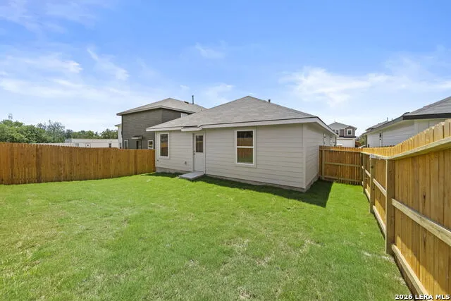 16068 Mahogany Way Elmendorf, TX 78112