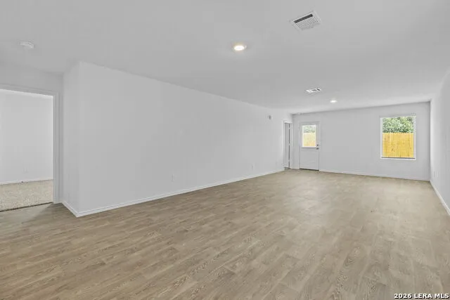 16068 Mahogany Way Elmendorf, TX 78112