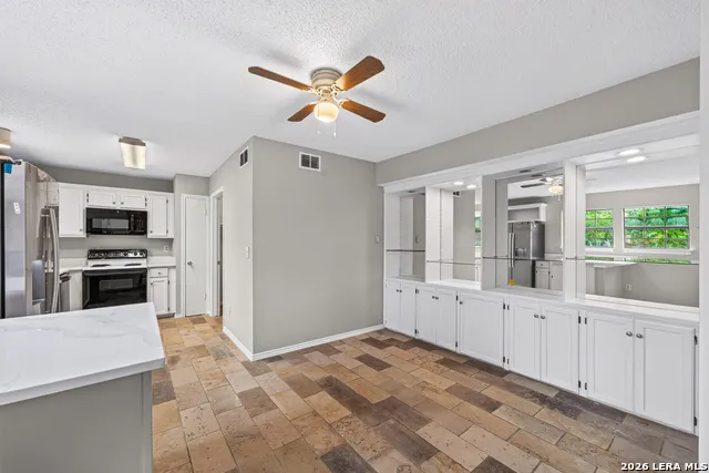 21135 Malibu Colony San Antonio, TX 78259