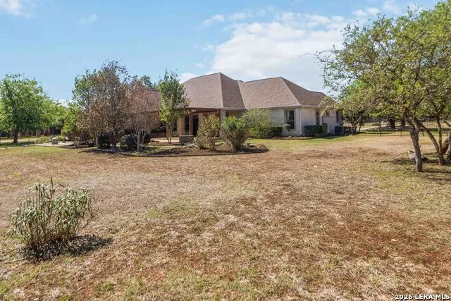 1116 Stagecoach Trl San Marcos, TX 78666