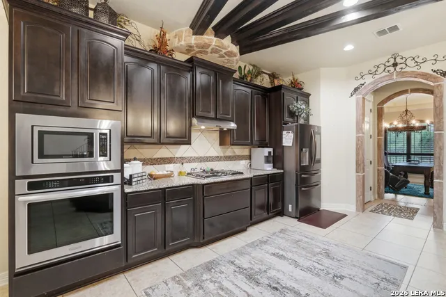18702 Edwards Edge San Antonio, TX 78256