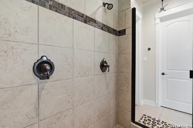 18702 Edwards Edge San Antonio, TX 78256