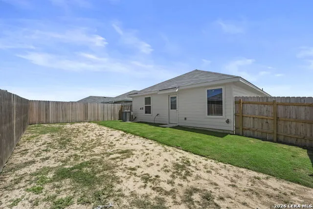1038 Bold Run Seguin, TX 78155