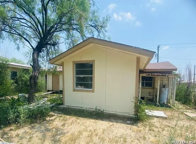 1473 Williams St. Eagle Pass, TX 78852