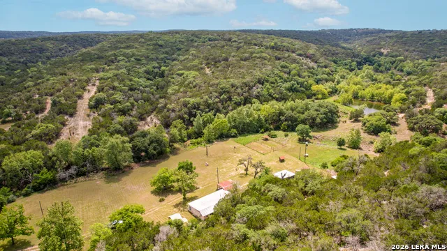 150 Coker Hollow Kerrville, TX 78028