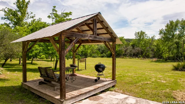 150 Coker Hollow Kerrville, TX 78028