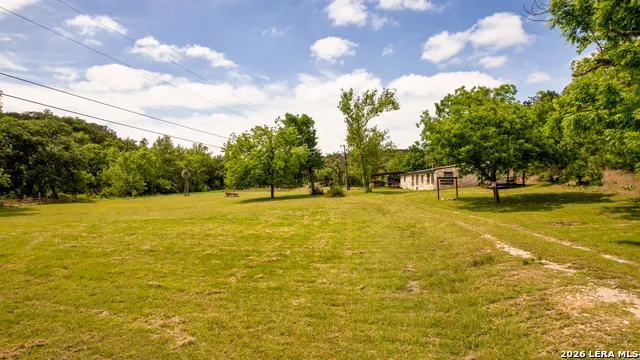 150 Coker Hollow Kerrville, TX 78028