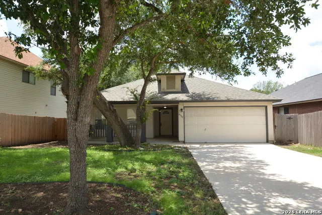 6150 BORDER TRAIL DR San Antonio, TX 78240