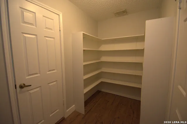 6150 BORDER TRAIL DR San Antonio, TX 78240