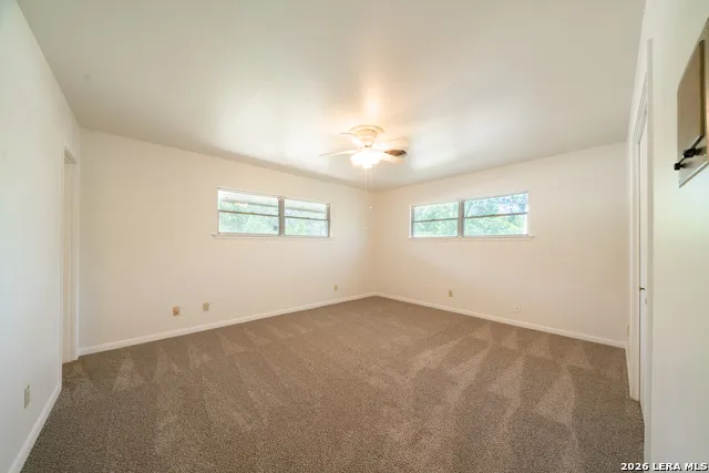 6614 Moss Oak San Antonio, TX 78229