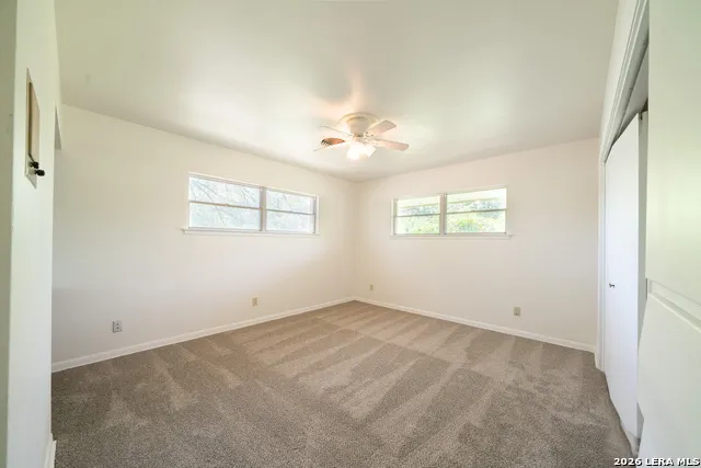6614 Moss Oak San Antonio, TX 78229