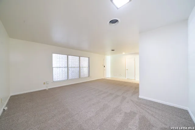 6614 Moss Oak San Antonio, TX 78229