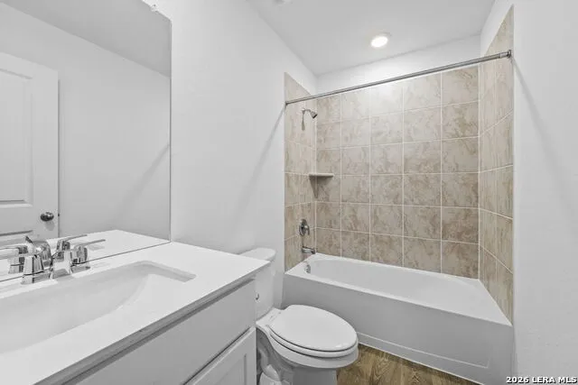 16048 Mahogany Way Elmendorf, TX 78112