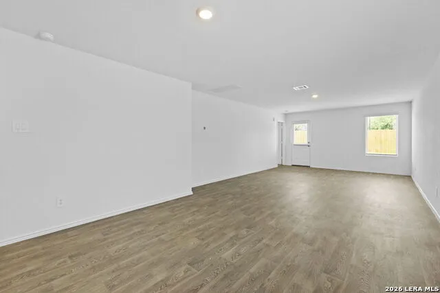 16048 Mahogany Way Elmendorf, TX 78112