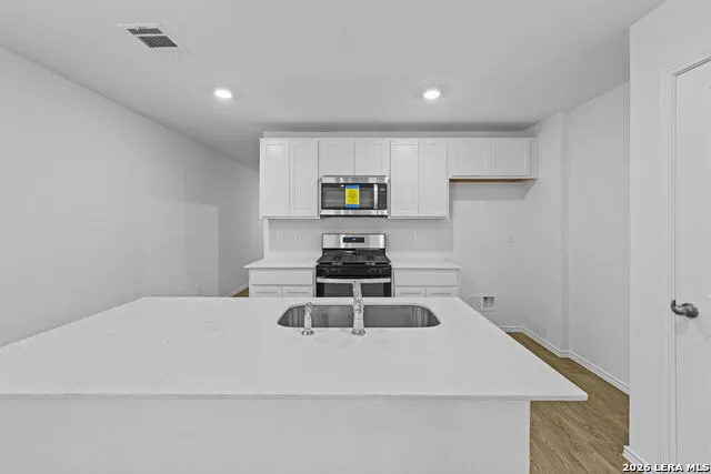16048 Mahogany Way Elmendorf, TX 78112