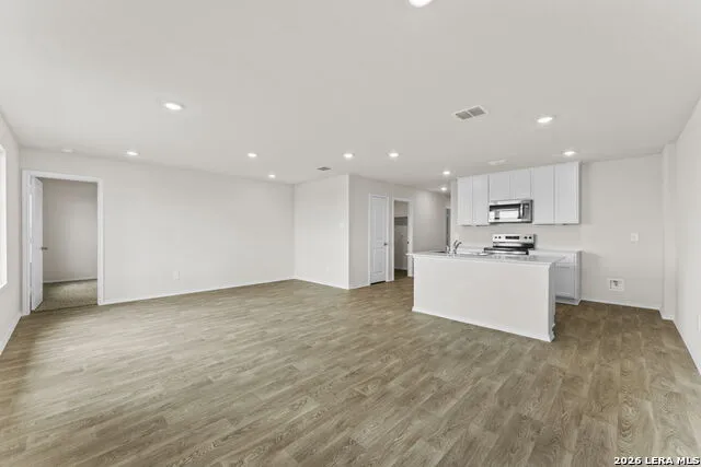 915 Prince Albert Seguin, TX 78155