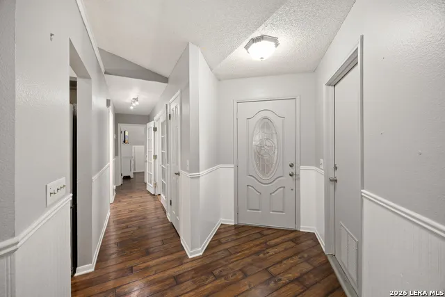 8923 PEACEFUL GRV San Antonio, TX 78250
