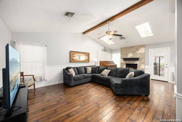 8923 PEACEFUL GRV San Antonio, TX 78250