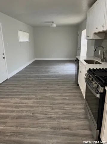 2139 BABS DR San Antonio, TX 78213