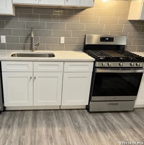 2139 BABS DR San Antonio, TX 78213
