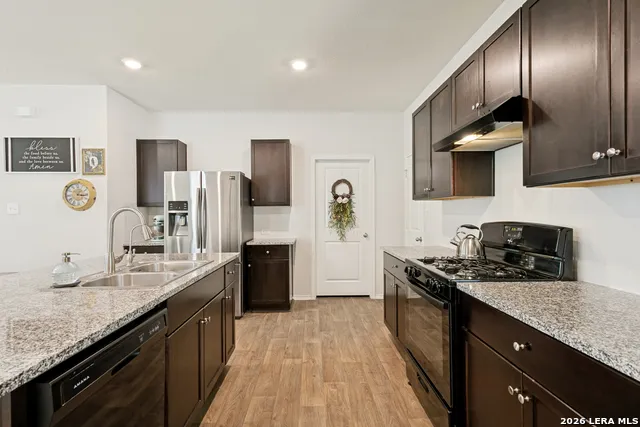 4221 Fort Palmer St Hedwig, TX 78152