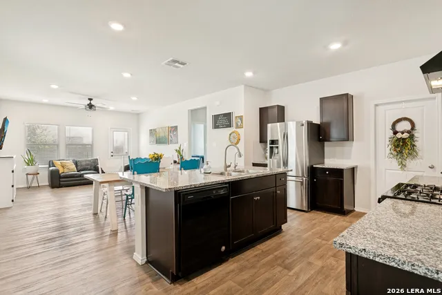 4221 Fort Palmer St Hedwig, TX 78152