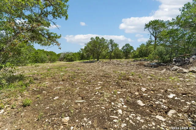 5751 HILLIARD RD San Marcos, TX 78666