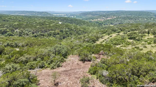 5751 HILLIARD RD San Marcos, TX 78666