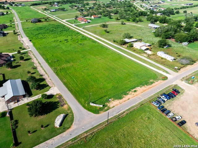 114 COUNTY ROAD 684 Lytle, TX 78052
