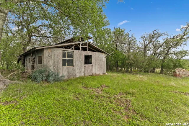 997 GW Edwards Lane Pipe Creek, TX 78063