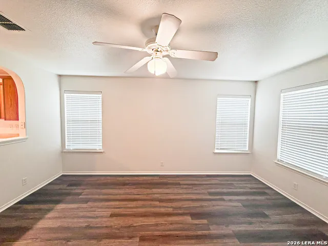 3949 WENSLEDALE DR Schertz, TX 78108