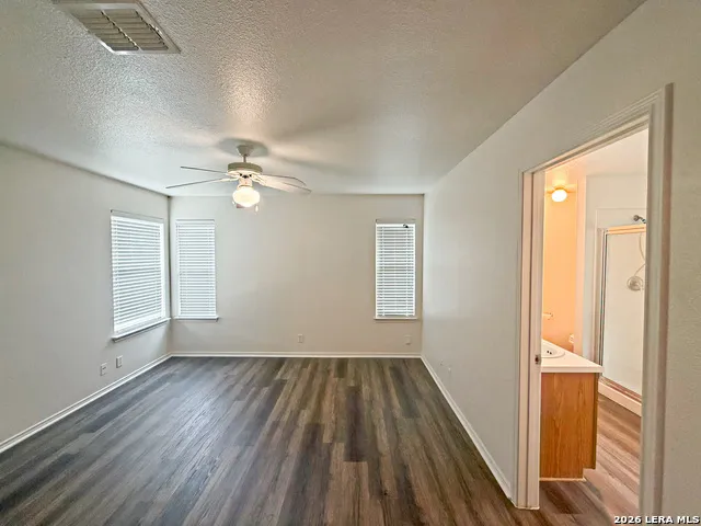 3949 WENSLEDALE DR Schertz, TX 78108