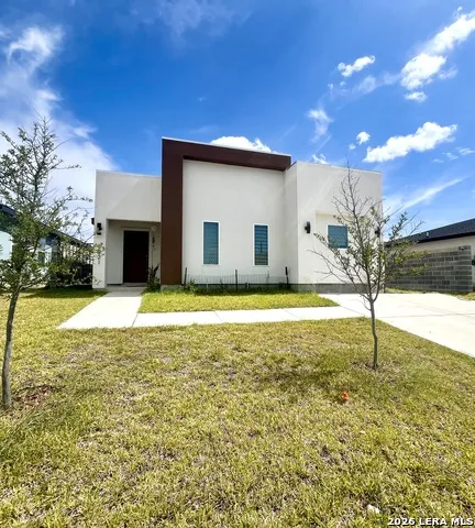 6521 Adenia Lp Laredo, TX 78043
