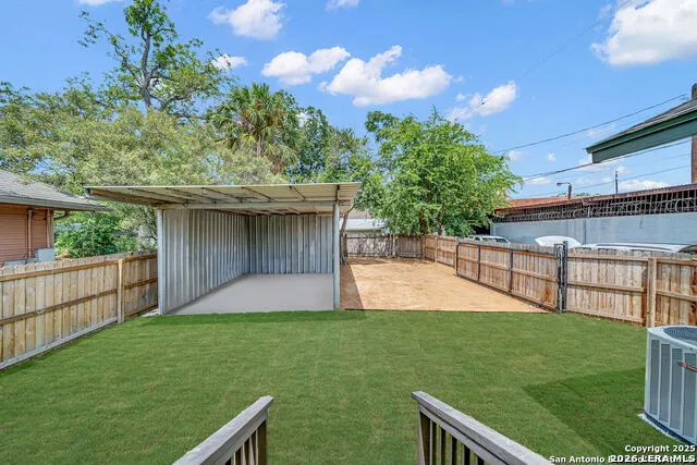 115 W HIGHLAND BLVD San Antonio, TX 78210