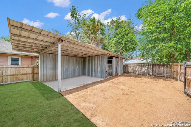 115 W HIGHLAND BLVD San Antonio, TX 78210