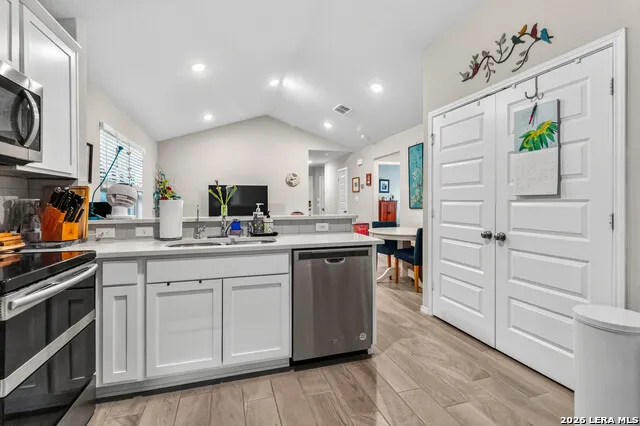 2425 Ayers Dr San Antonio, TX 78155