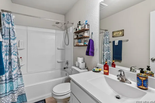 2425 Ayers Dr San Antonio, TX 78155
