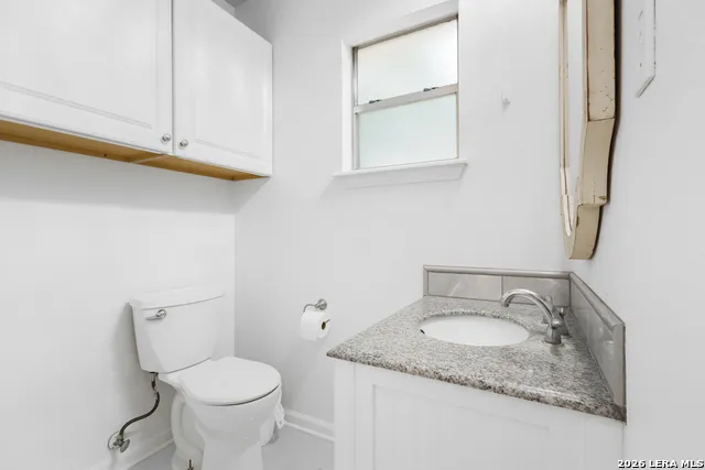 761 WHIPPOORWILL DR Unit B Canyon Lake, TX 78133