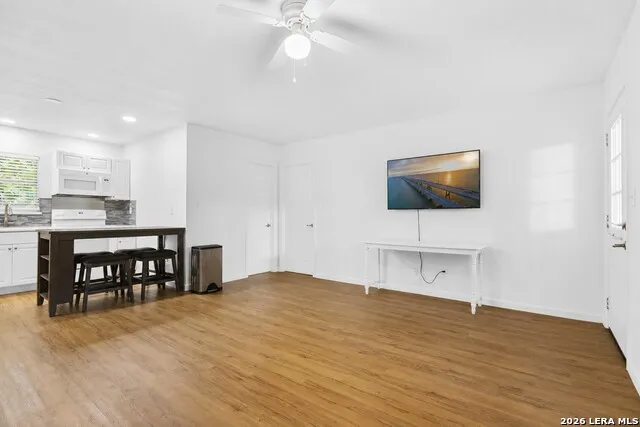 761 WHIPPOORWILL DR Unit B Canyon Lake, TX 78133
