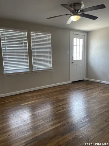 202 W LANGLEY BLVD Universal City, TX 78148