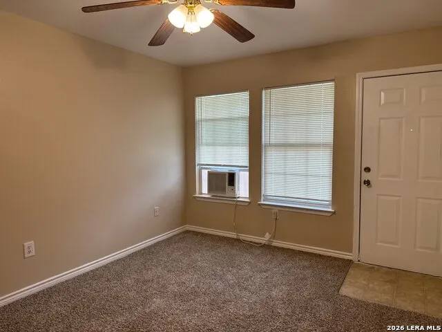 902 Saint Mary Kenedy, TX 78119