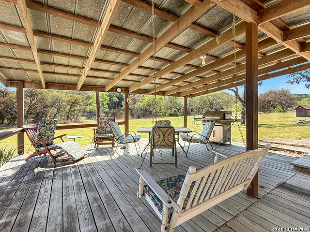 150 Coker Hollow Kerrville, TX 78028