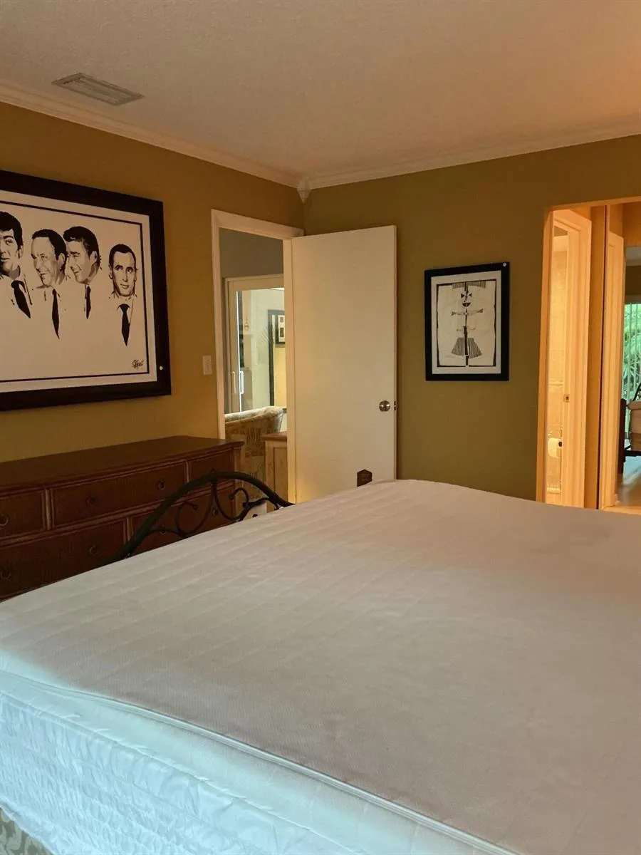 6912 BARBAROSSA STREET Boca Raton, FL 33433