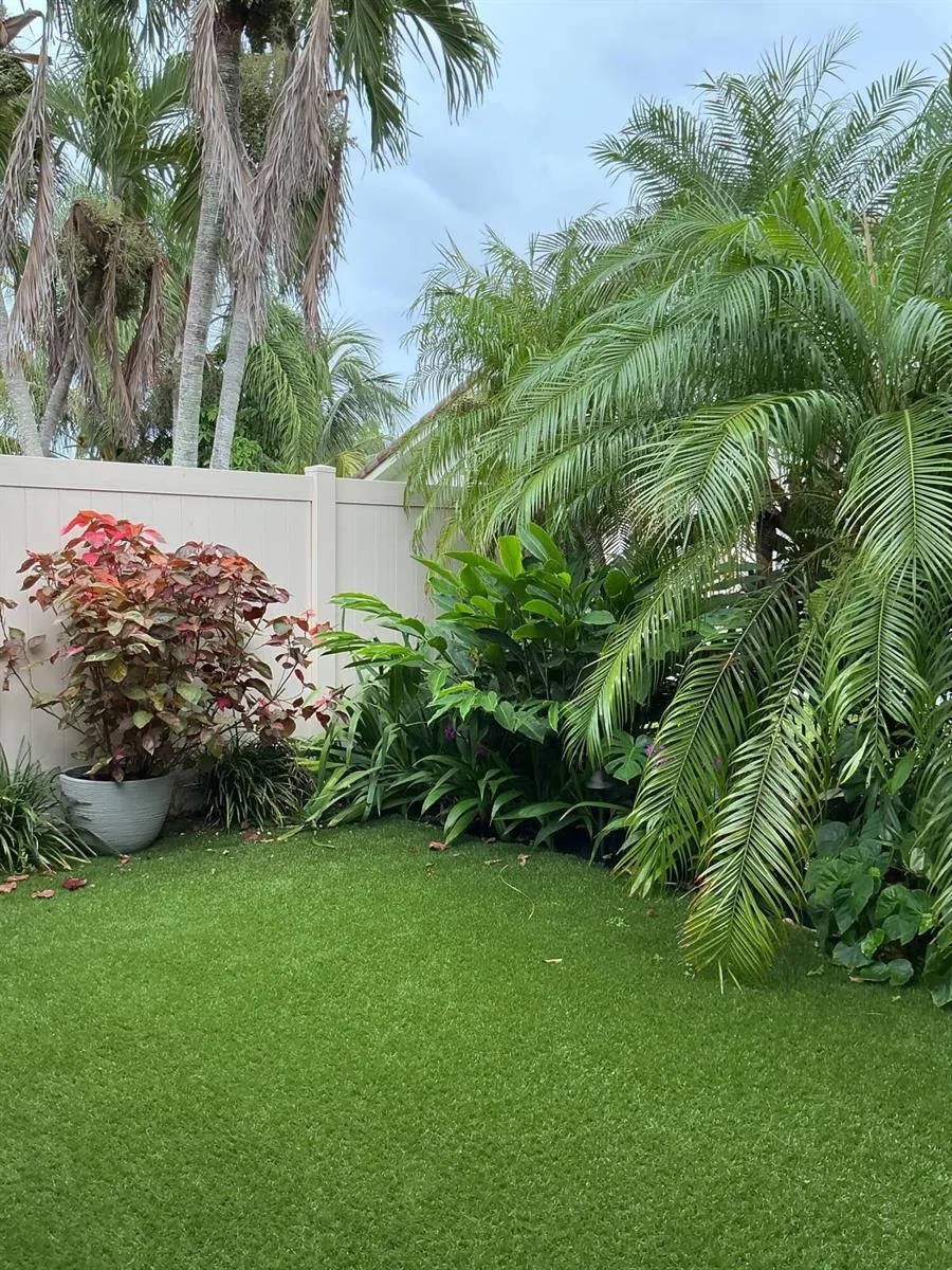 6912 BARBAROSSA STREET Boca Raton, FL 33433
