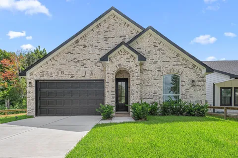12911 Green Valley