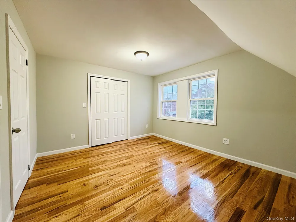 1627 Pilgrim Avenue Bronx, NY 10461