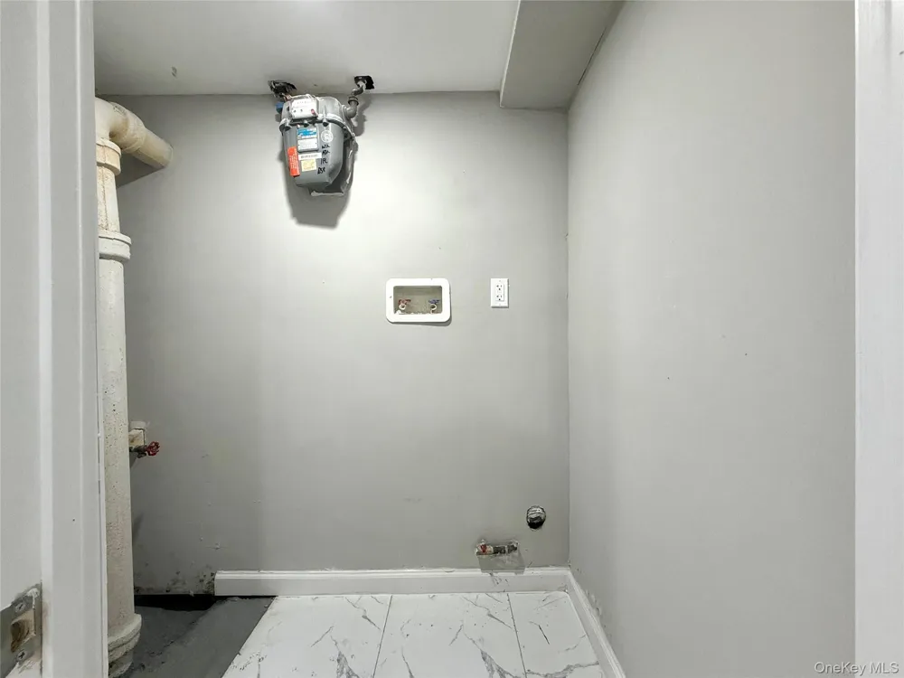 1627 Pilgrim Avenue Bronx, NY 10461