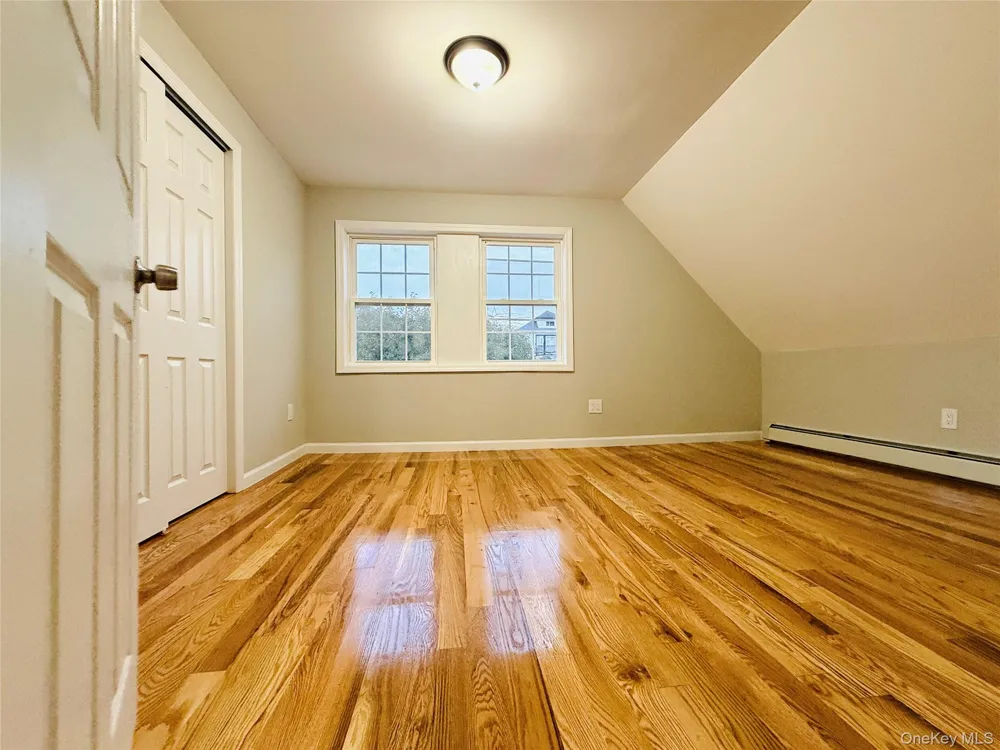 1627 Pilgrim Avenue Bronx, NY 10461